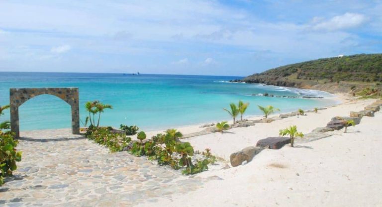 beaches-in-st-martin