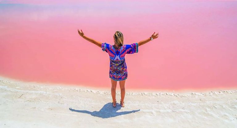 pink-lakes-of-mexico